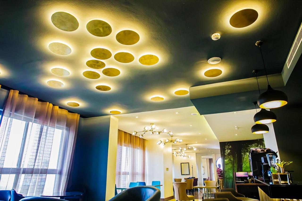 Royal Residences By Design Union Aliayabiagba ภายนอก รูปภาพ
